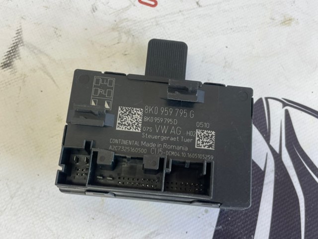 Блок комфорту задніх дверей 8K0959795G VAG