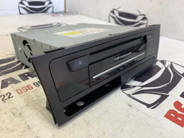 Магнітола 8R1035746K VAG