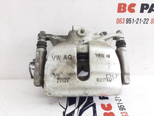 Супорт тормзной 8V0615123D VAG
