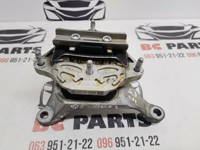Підвіска КПП 8W0399156 VAG
