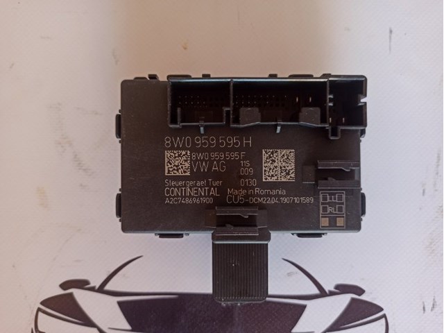 Блок комфорту задніх дверей 8W0959595H VAG