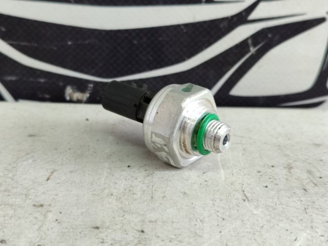 Клапан тиску кондиціонера 921366801R NISSAN