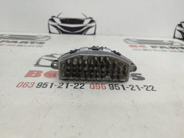 Двигун вентилятора пічки (обігрівача салону) 9319919 BMW