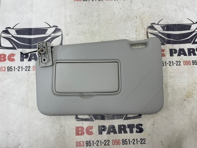 Козирок протисонячний 964015RL1A NISSAN