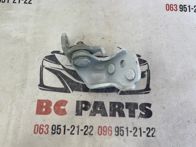 Петля задніх правих дверей BB5Z7826810A FORD