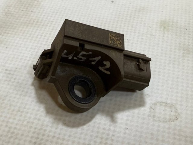 Датчик AIRBAG передній BCKA57K1X MAZDA