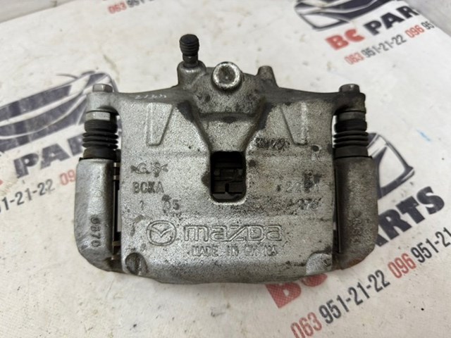 Супорт гальмівний, передній, правий BCYA3398ZB MAZDA