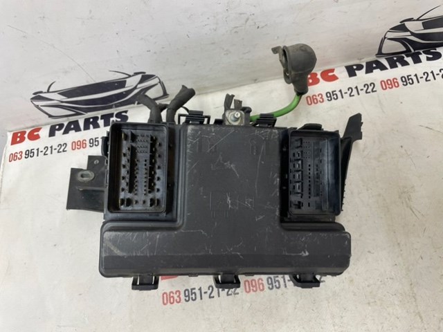 Коробка запобіжників DG9T14A067AF FORD