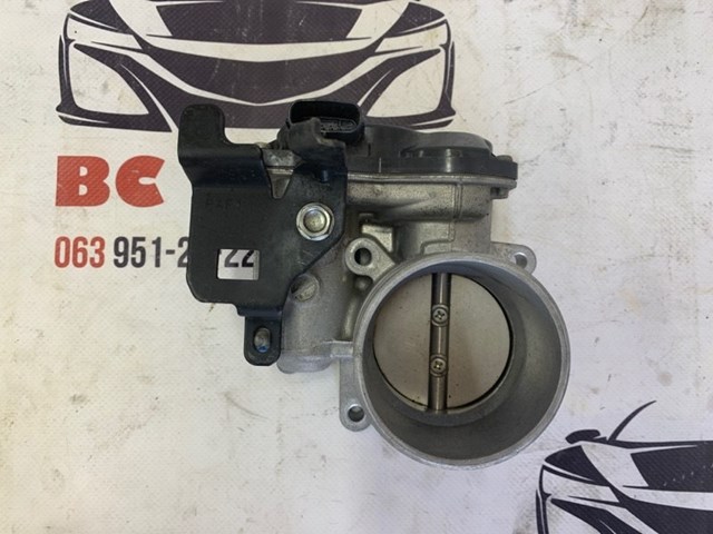 Блок дросельної заслінки PE2713640 MAZDA