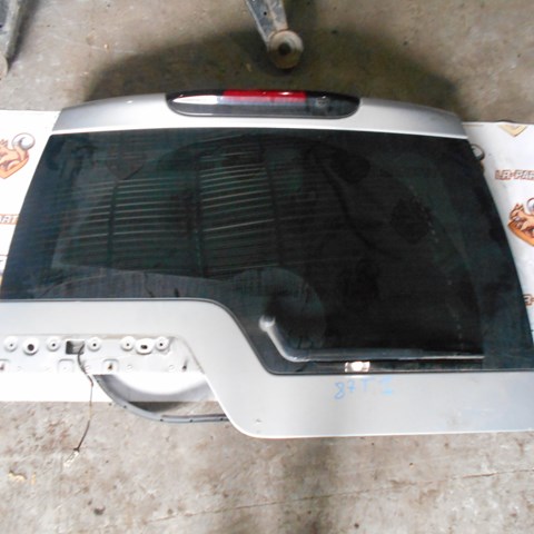 П'яті двері Land Rover Discovery III