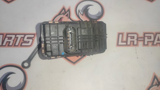 Модуль керування турбіною 6NW01043027 LAND ROVER