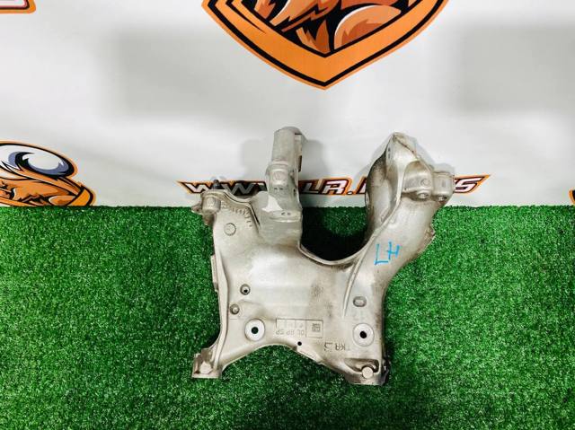 Кронштейн подушки (опори) двигуна, лівої 80A399295S VAG