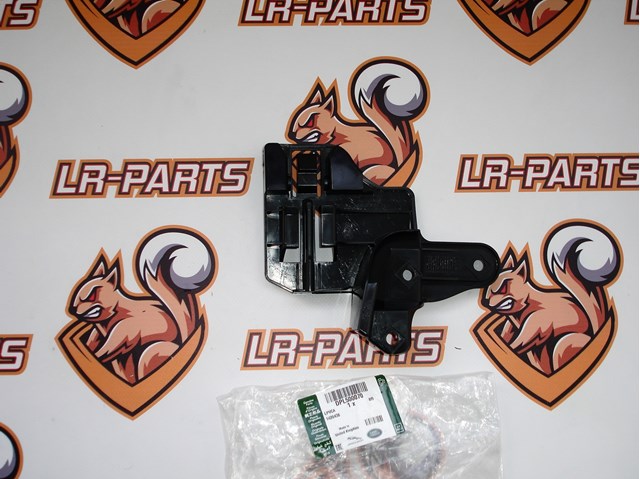 Лівий кронштейн переднього бампера DPL500070 LAND ROVER