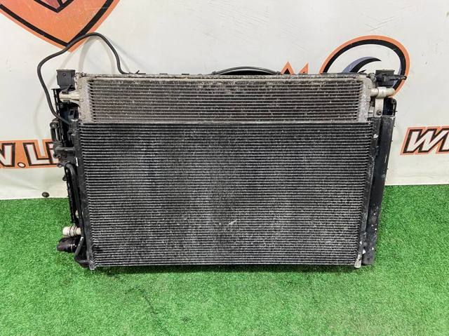 Радіатор охолодження двигуна J9C7323 LAND ROVER