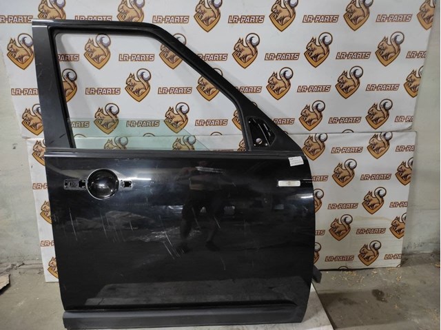 Пасажирські передні двері LR016462 LAND ROVER