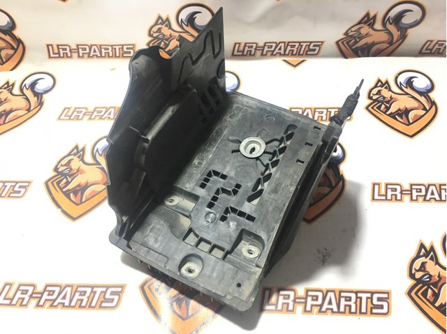 Кріплення / підставка акумулятора LR023753 LAND ROVER