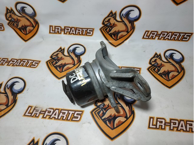 Права опора двигуна LR024729 LAND ROVER