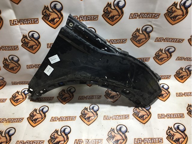 Переднє праве крило LR027589 LAND ROVER