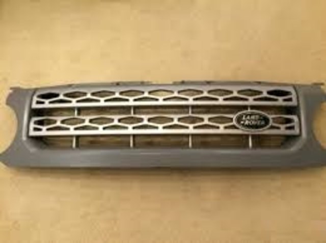 Решітка LR033445 LAND ROVER
