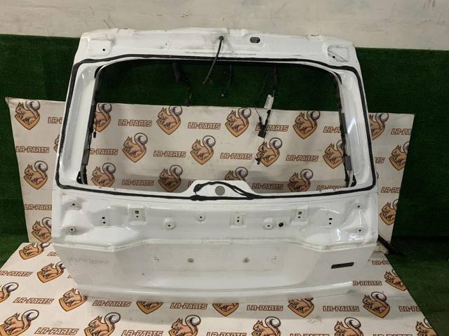 Задня ляда LR035119 LAND ROVER