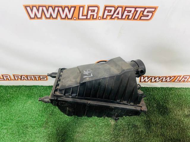 Корпус повітряного фільтра, лівий LR036427 LAND ROVER
