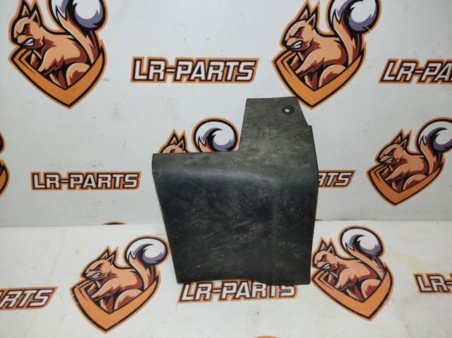 Молдинг переднього лівого крила LR044137 LAND ROVER
