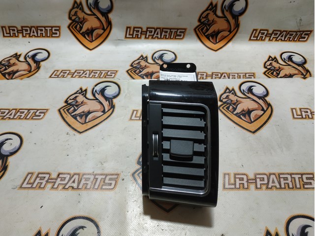 Решітка повітропровода ліва LR044686 LAND ROVER