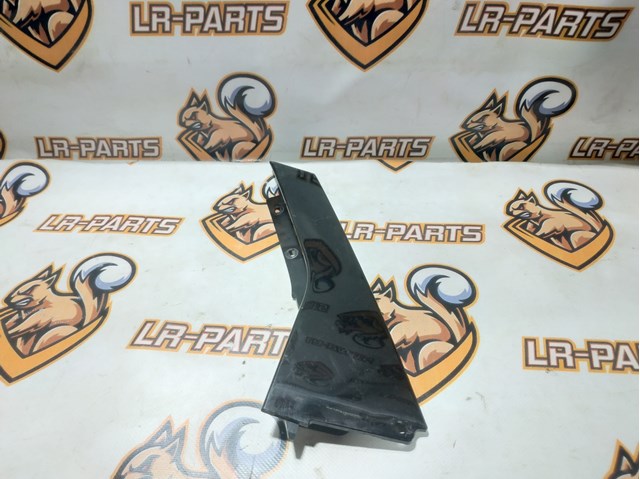 Накладка задньої двері, лівої, вертикальна LR050772 LAND ROVER