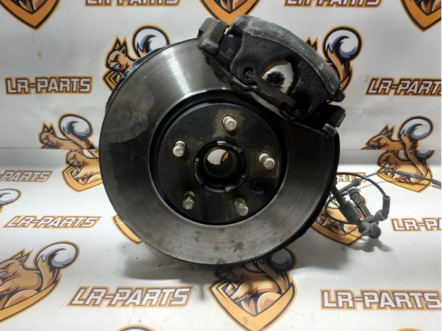 Маточина колеса передня LR060751 LAND ROVER