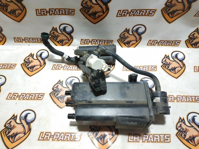 Адсорбер парів палива LR062033 LAND ROVER