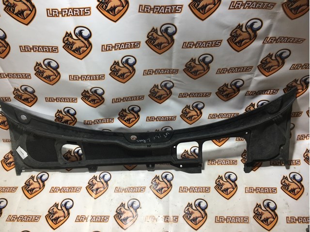 Водостік лобового скла, жабо LR066617 LAND ROVER