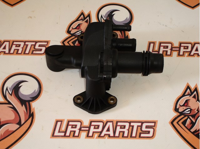Корпус термостата в зборі LR073372 LAND ROVER