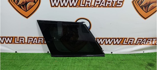 Скло багажного відсіку, ліве LR077637 LAND ROVER