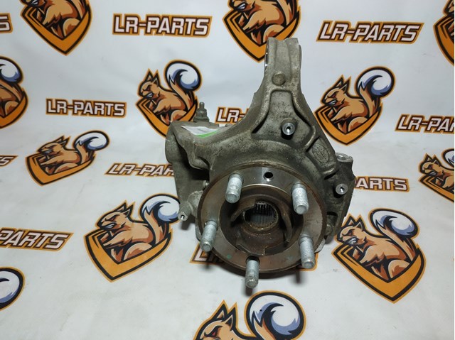 Цапфа поворотного кулака LR078178 LAND ROVER