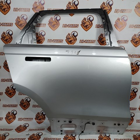 Двері задні, праві LR091719 LAND ROVER
