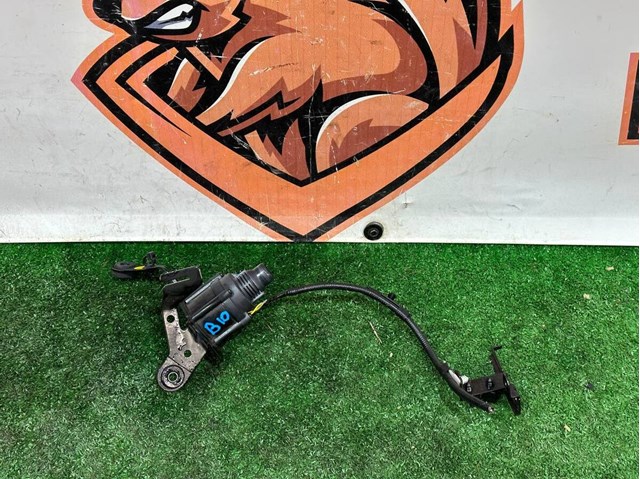 Водяний насос охолодження електро додатковий LR109961 LAND ROVER