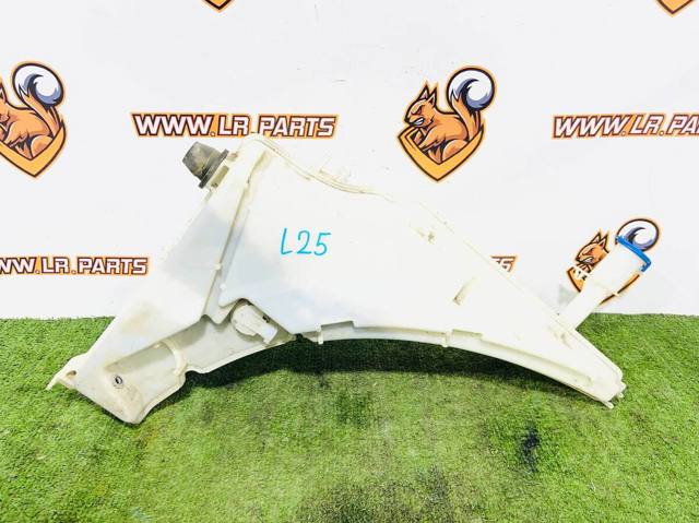 Бачок омивача лобового скла LR110609 LAND ROVER