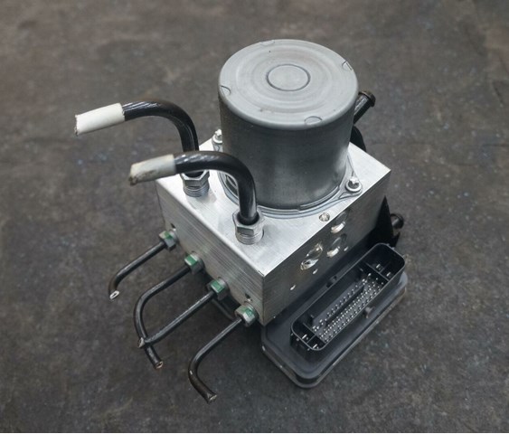 Гідроблок АБС LR112596 LAND ROVER