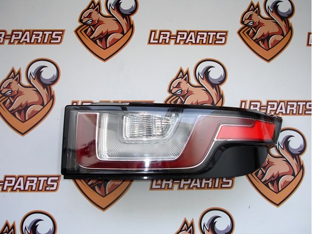 Ліхтар задній правий LR116195 LAND ROVER