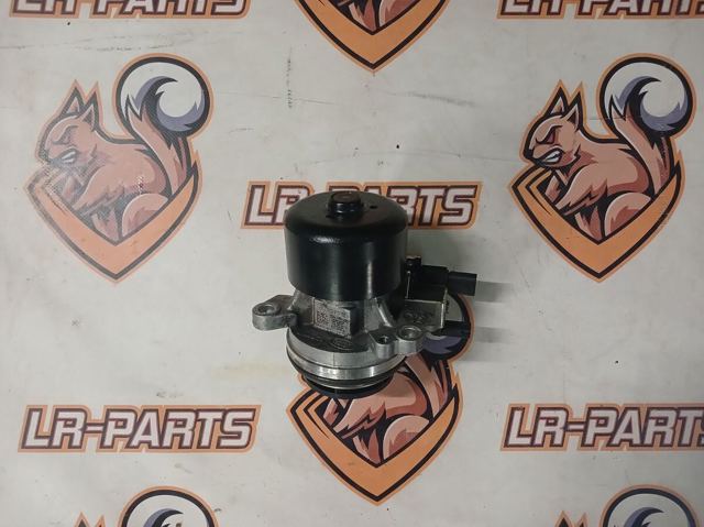 Помпа охолодження LR125488 LAND ROVER