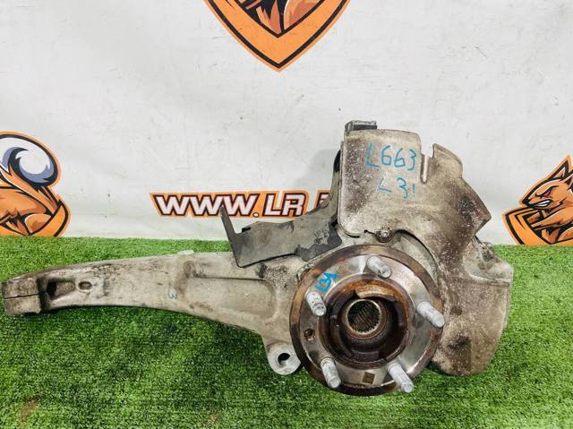 Кулак поворотний передній правий LR180150 LAND ROVER