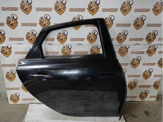 Двері пасажирські задні праві T2H4136 JAGUAR