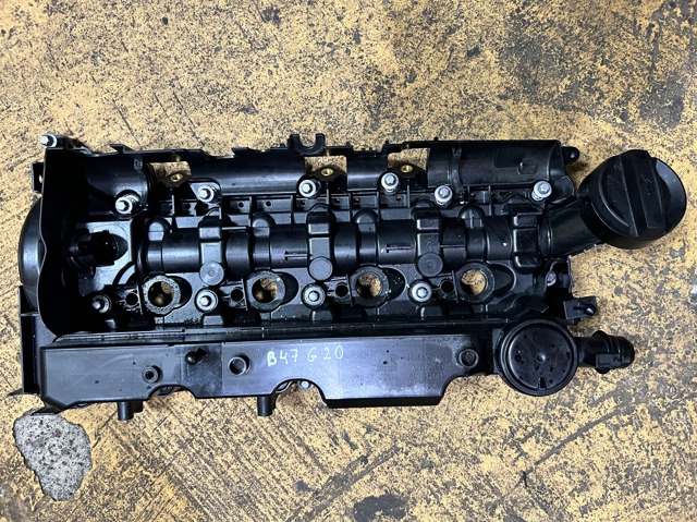 Кришка клапанна 11128579962 BMW