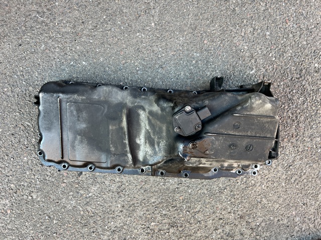 Піддон двигуна 11137800322 BMW