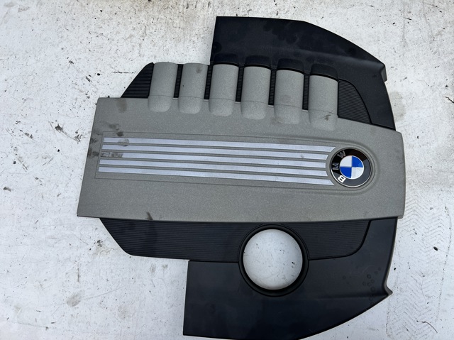 Кришка двигуна декоративна 11147798374 BMW
