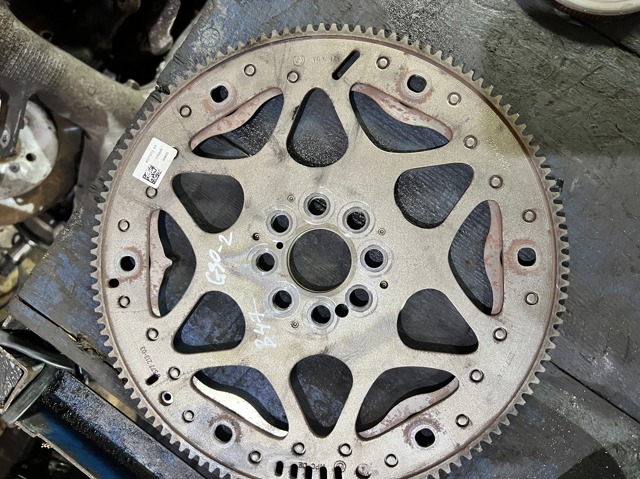 Демпферний маховик 11228577213 BMW
