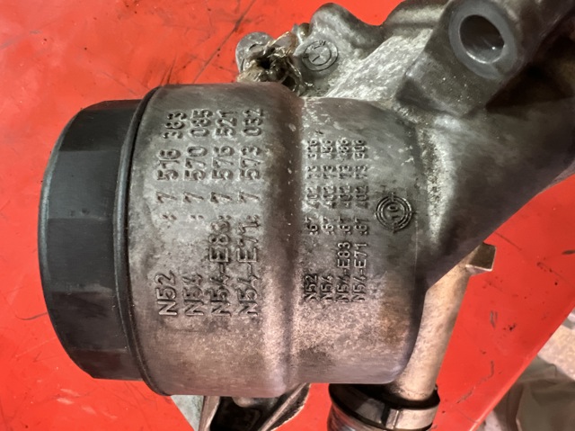 Корпус маслофільтра 11427516383 BMW