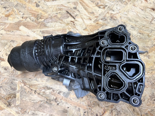 Корпус маслофільтра 11428649177 BMW