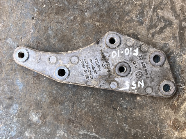 Конденсер 11517589205 BMW