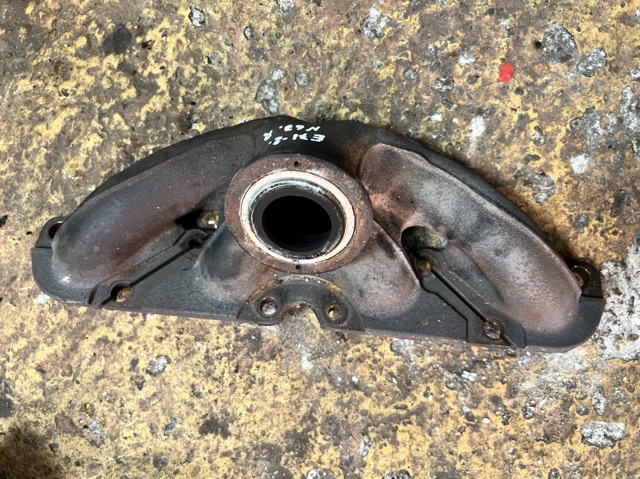 Колектор випускний 11627638778 BMW